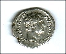 Hadrian_coin.jpg (10030 byte)