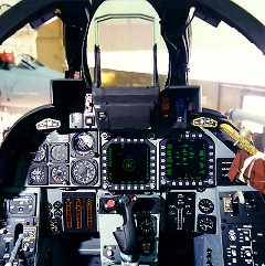 Il cockpit anteriore del Tomcat