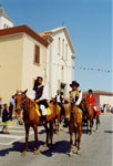 Cavalli in processione