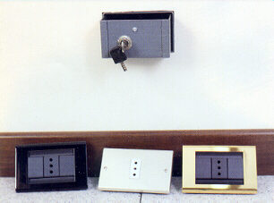 Cassaforte nascosta da presa elettrica 2 Cassetti+vano SB4 SICURBOX 