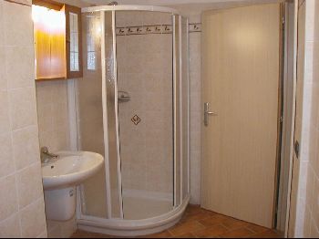 Complete Bathroom with shower