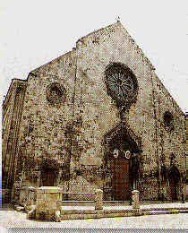 Facciata della Basilica (13644 byte)