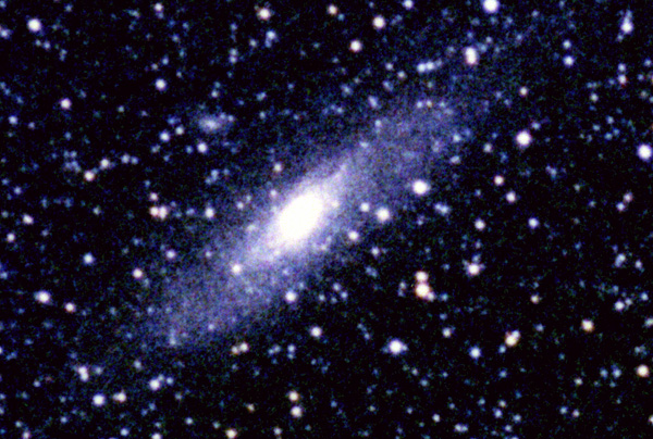 M31Ga-2.jpg (163723 byte)
