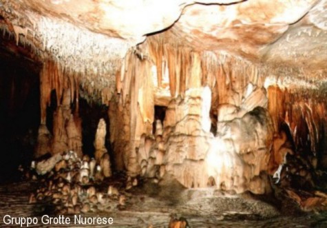 Grotta di Eliches artas