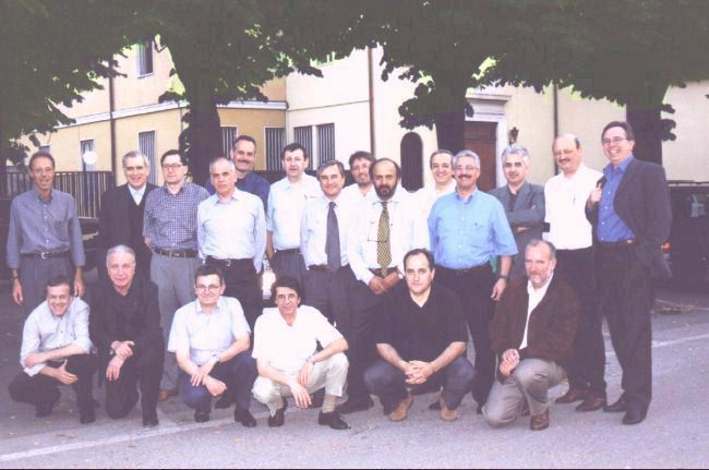 Foto di gruppo dopo 30 anni
