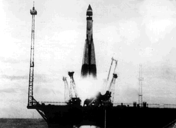 Il satellite artificiale Sputnik, lanciato il 4 ottobre 1957