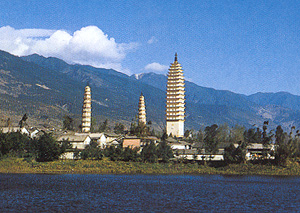 Le Tre Pagode del Tempio dei lama di Chongsheng