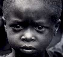 Bambino del Ruanda