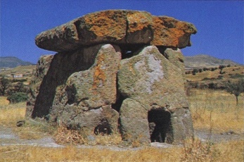 Il dolmen Sa Coveccada