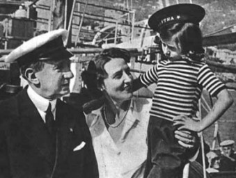 G. Marconi con la moglie e la figlia Elettra a bordo del panfilo Elettra