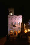 S.Marino di notte, piazza principale
