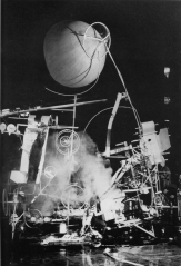 Jean Tinguely. "Homage to New York" (1960)