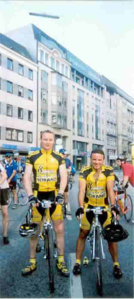 Daniele e Wolfgang prima della partenza alla Classica di Amburgo -Germania-