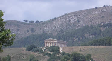 Il solitario tempio di Segesta.