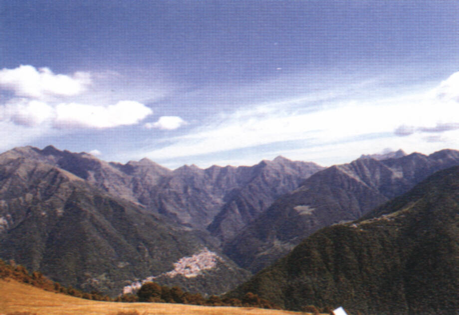Veduta di Premana dall'alpe Giumello