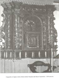 Cappella in legno all'interno della Chiesa della Vergine del Boun Cammino...