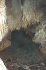 Speleologia in Sardegna: grotta di Su Palu, Urzulei (NU): il fiume sotterraneo White Nile.