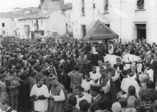 Processione  per il Centenario del 1942; Cardinale Ascalesi di Napoli (FOTO PILONE)
