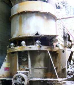 secondary giratory crusher Loro & Parisini r1-m-15