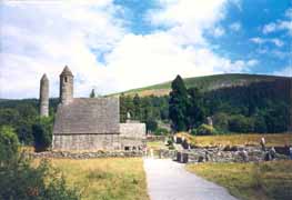 L'oratorio e la torre rotonda di Glendalough