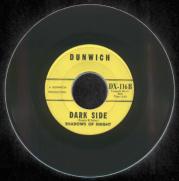 image of Dark Side (1st pressing); click on to enlarge it (14.908 bytes)
