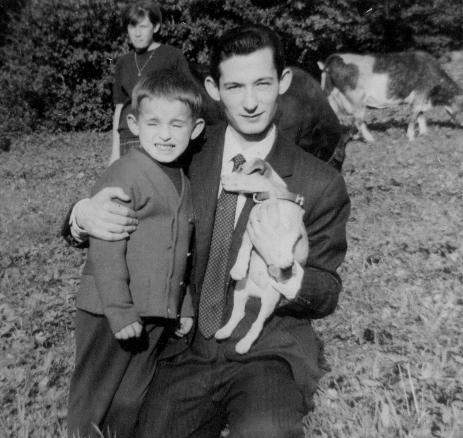 A Saint Marcel con mio padre, scomparso nel 1979